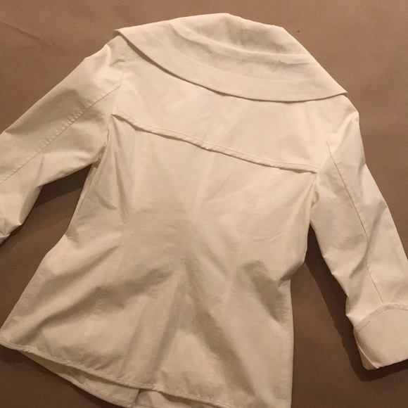 White jacket - Picture 3 of 4